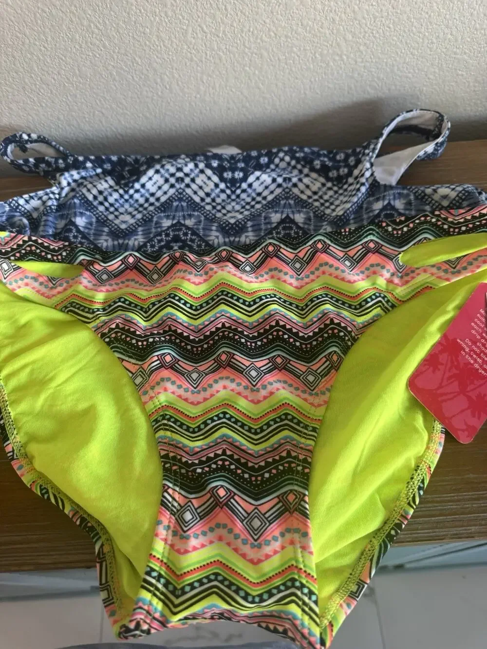 Lot Of 2 New Swim Bottoms Malibu Dream Girl No Boundaries Zumiez Women’s Sz Lg